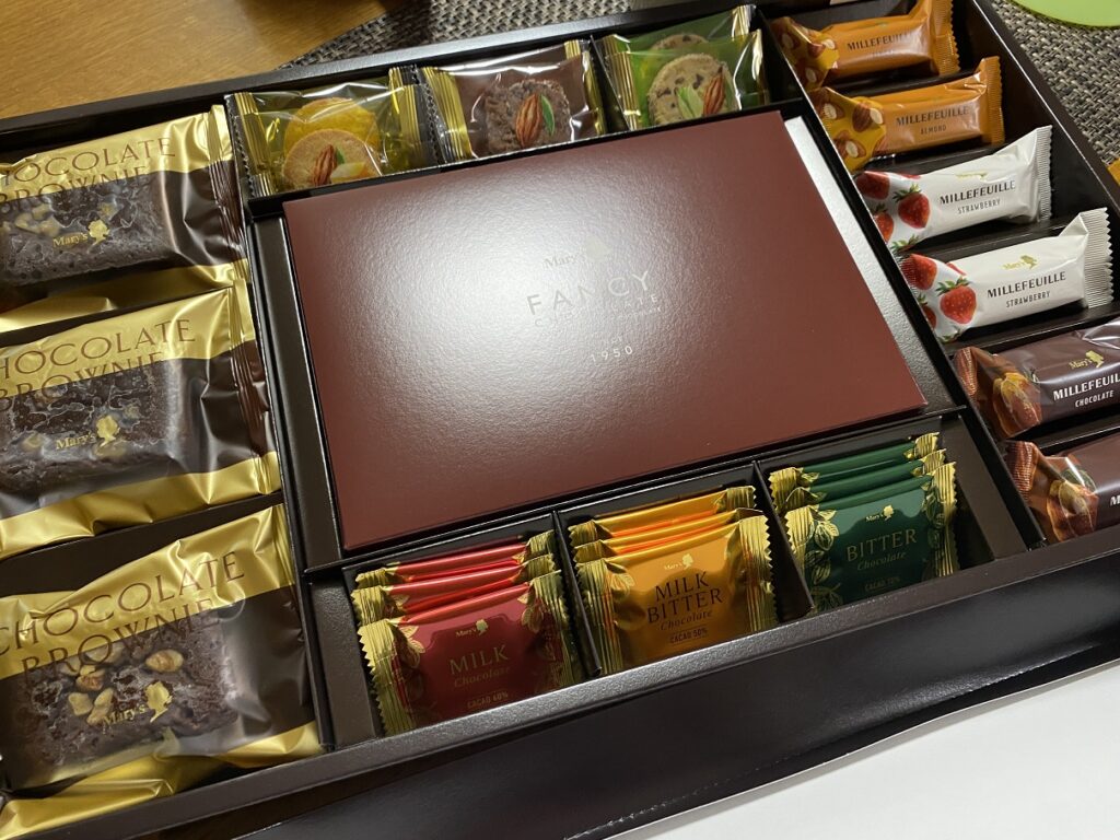 『チョコ菓子詰め合わせ』(Mary’s chocolate)